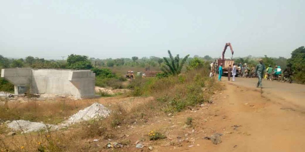 Collapsed Kwara bridge causes serious  hardship on residents and road users