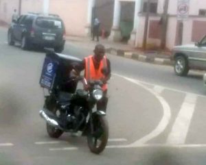 LASTMA APPREHENDS TWO SPECIAL TRAFFIC MAYORS FOR ARRESTING TRAFFIC OFFENDERS