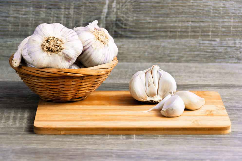raw garlic for health