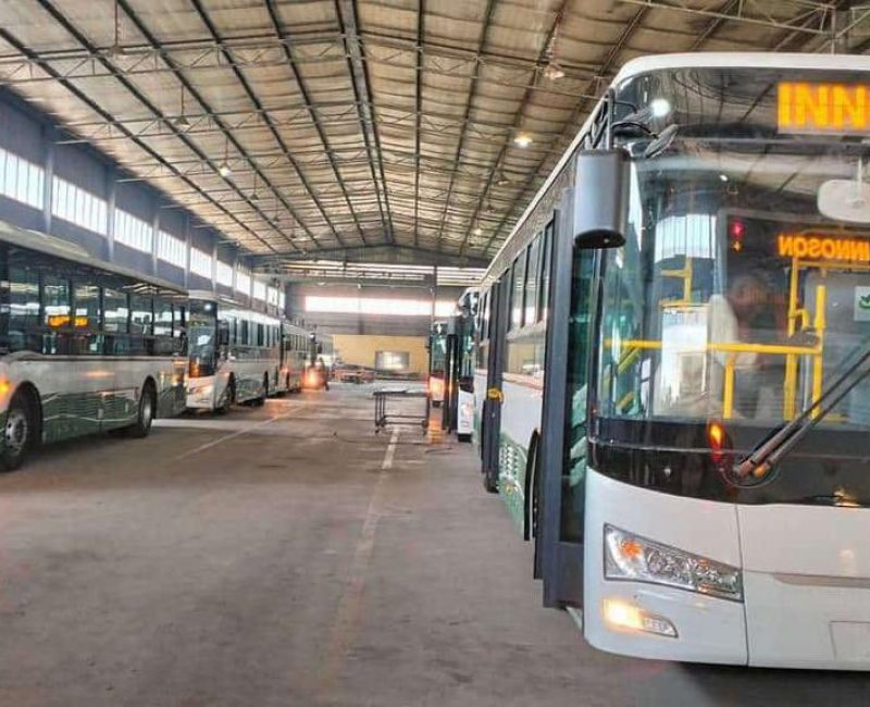 Conversation Tolu Ogunlesi @toluogunlesi These are CNG (Compressed Natural Gas)-powered Buses, built in Nigeria by Innoson Vehicles