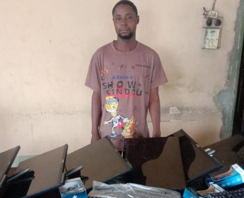 ARREST OF A STAFF WHO ALLEGEDLY STOLE SEVEN COMPUTERS FROM A PRIMARY SCHOOL